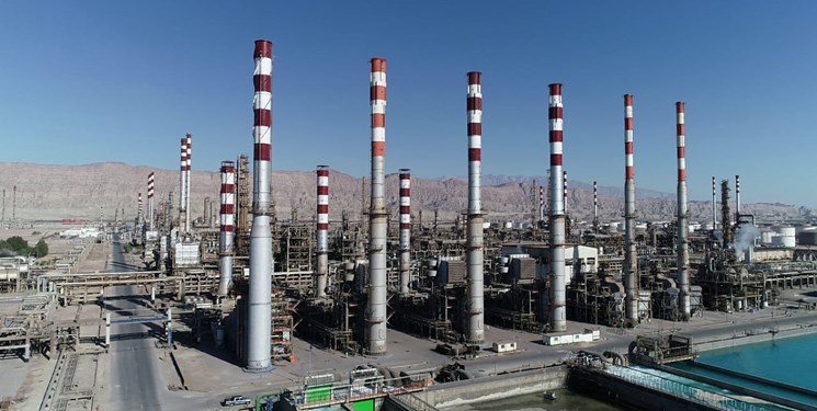 تولید پاک ترین بنزین دنیا در ایران / تولید بنزین امسال ۱۰ میلیون لیتر اضافه می شود