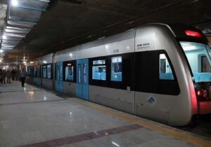 خدمات رایگان مترو و اتوبوسرانی تهران برای مراسم ارتحال امام خمینی(ره)