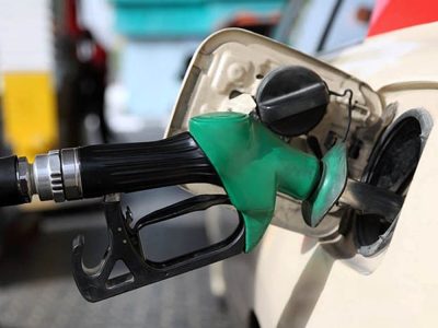 هیچگونه بحثی در مورد افزایش قیمت بنزین نداریم/مردم به شایعات توجه نکنند