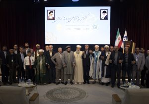 موج آفرینی شاعران داخلی و خارجی با هدف تبیین صلح آمیز بودن انرژی اتمی ایران