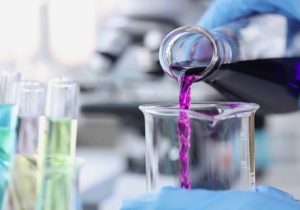 تولید ترکیبات دارویی با نانو فوتوکاتالیزگر زیست سازگار ایرانی