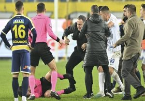 عامل حمله به داور در لیگ فوتبال ترکیه به صورت مادام العمر محروم شد