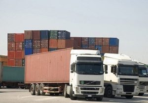 مبادلات تجاری از طریق گمرکات آذربایجان‌ شرقی۱۳ درصد رشد کرده است
