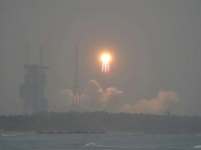 چین محموله مرموزی را به ماه فرستاد