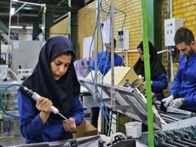 حضور بانوان در کارخانه‌ها، جبران فقدان نیروهای صنعتگر