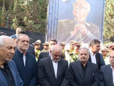 آیین وداع با پیکر ناصر قفلی خیر مدرسه ساز با حضور رئیس جمهور برگزار شد