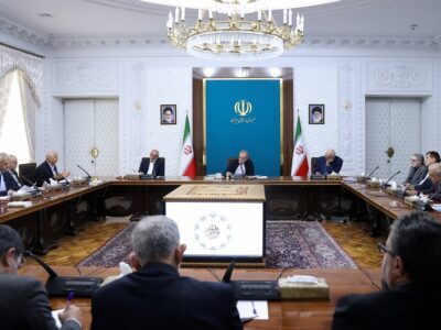 پزشکیان: در مذاکرات از اصول خود عقب‌نشینی نمی‌کنیم