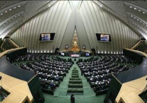قالیباف: دبیرخانه شورای عالی امنیت ملی به ما اعلام کرده فعلا قانون حجاب ابلاغ نشود