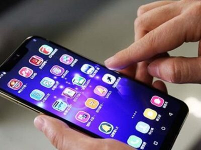 گسترش ممنوعیت استفاده از تلفن همراه در مدارس آمریکا