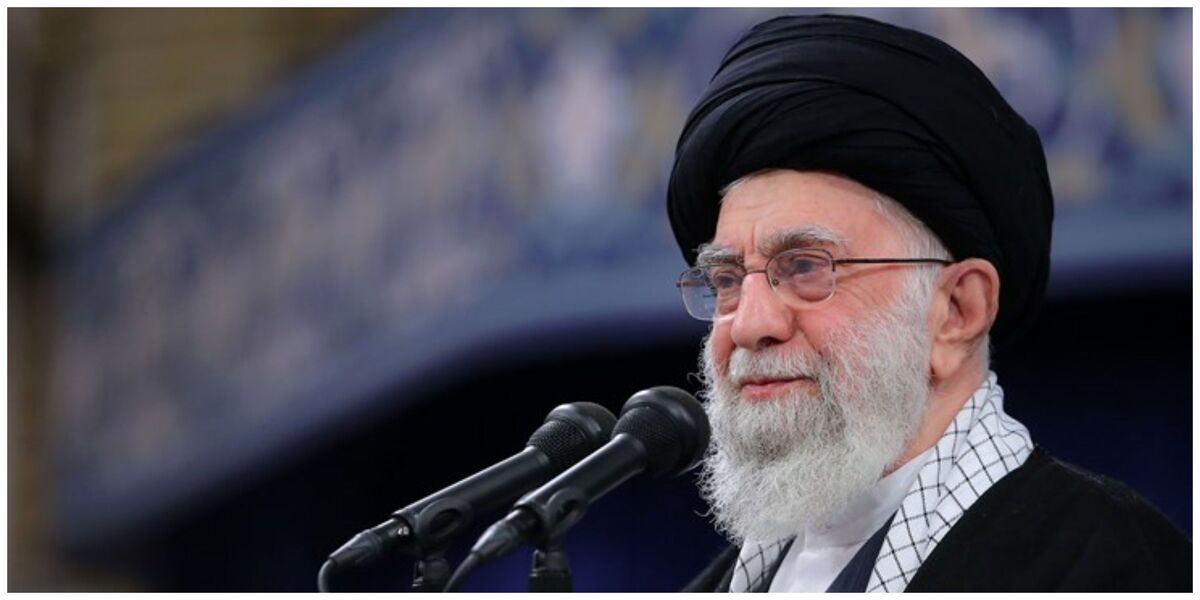 مراسم چهلم شهدای جنگ اخیر با حضور رهبر انقلاب