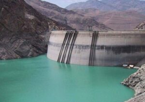کاهش ۱۰۰ میلیون متر مکعبی حجم آب سد امیرکبیر نسبت به سال گذشته