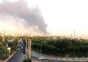 انتشار دود از انبار نفت شهران ناشی از فرآیند جمع‌آوری ضایعات است