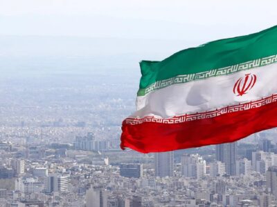 عارف: آمریکا میز مذاکره را نابود کرد/پیگیر خسارات تجاوز رژیم صهیونیستی و آمریکا به ایران هستیم