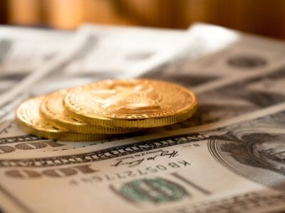 صعود بیوقفه طلا و سکه؛ حباب سکه به ۱۰ میلیون تومان رسید