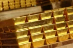 قیمت طلا ۱۲ میلیونی می‌شود؟ / خیز اونس جهانی طلا برای قله ۴۳۰۰ دلاری