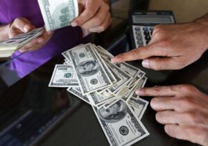 افزایش نرخ دلار مسافرتی، سیگنال جدید به بازار آزاد ارز