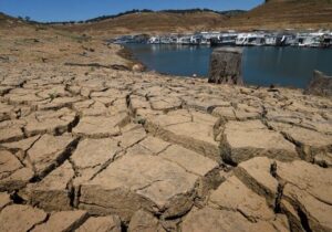 بحران کم آبی نتیجه کم‌کاری؛ وقتی مردم قربانی بد تصمیمی دولت‌ها می شوند