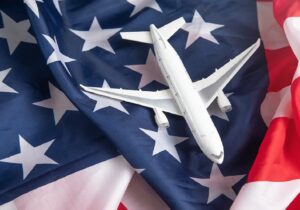 نیمی از فرودگاه‌های آمریکا در بحران غیبت کارکنان