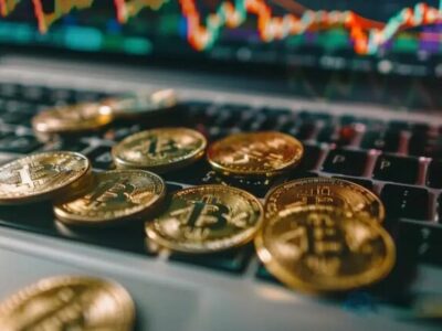 پرواز طلایی بیت‌کوین در آبان؛ ارزش بازار از دو تریلیون دلار گذشت