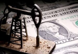 نفت در مرز ۶۵ دلار؛ بازار در انتظار واکنش به تصمیم اوپکپلاس