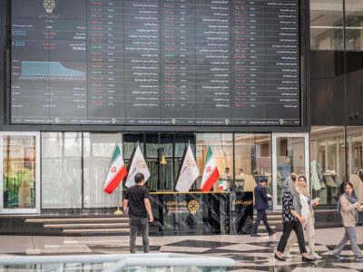 بازار سهام در انتظار تعدیل؛ رشد آرام شاخص‌ها زیر سایه معاملات سنگین
