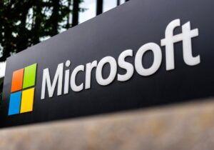 اعتراف مدیرعامل مایکروسافت: تراشه داریم، برق نداریم!