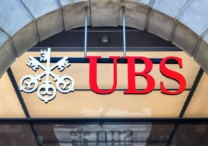 طلا ۵۰۰۰ دلاری می شود؟ تحلیل UBS بازار را تکان داد!