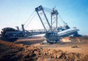 بزرگترین دستگاه حفاری جهان به رکورد حفاری ۱۰ هزار مایلی رسید