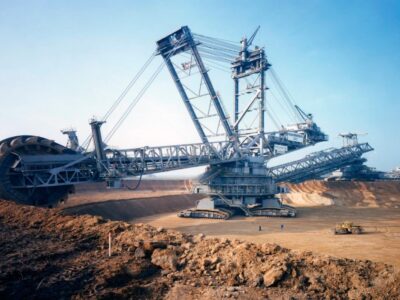 بزرگترین دستگاه حفاری جهان به رکورد حفاری ۱۰ هزار مایلی رسید