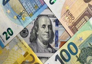 ثبات دلار توافقی در بازار تجاری؛ ادامه تأکید بانک مرکزی