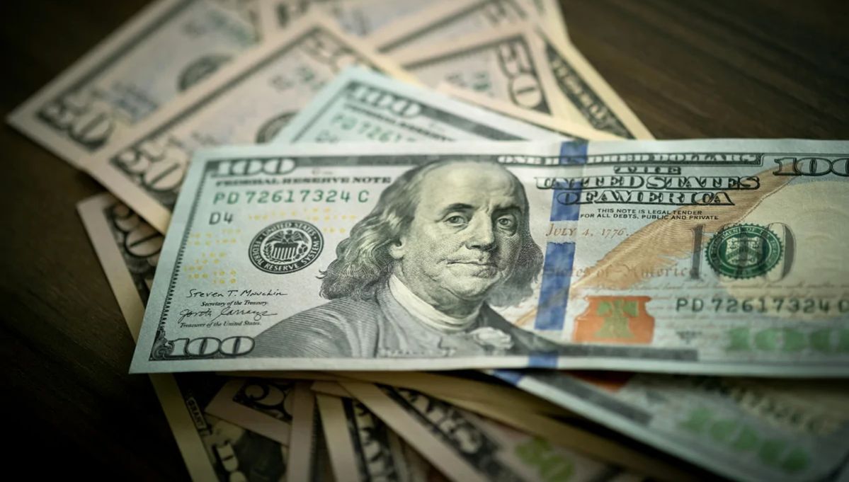 دلار توافقی امروز ۳ دی ۱۴۰۴، جزئیات نرخ‌ها در مرکز مبادله