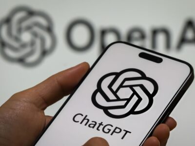 چتبات ChatGPT حالا ۸۱۰ میلیون کاربر فعال ماهانه دارد؛ اختلاف چشمگیر با رقبا