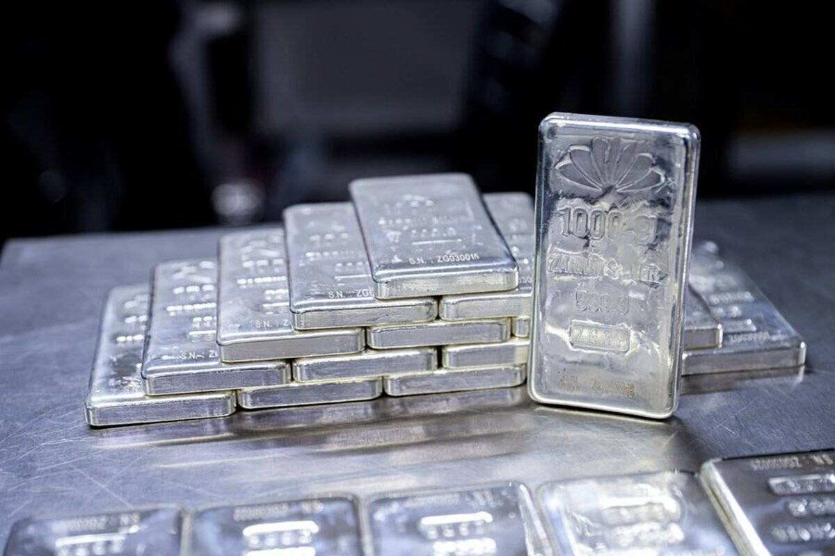 نرخ نقره ۳ رقمی شد